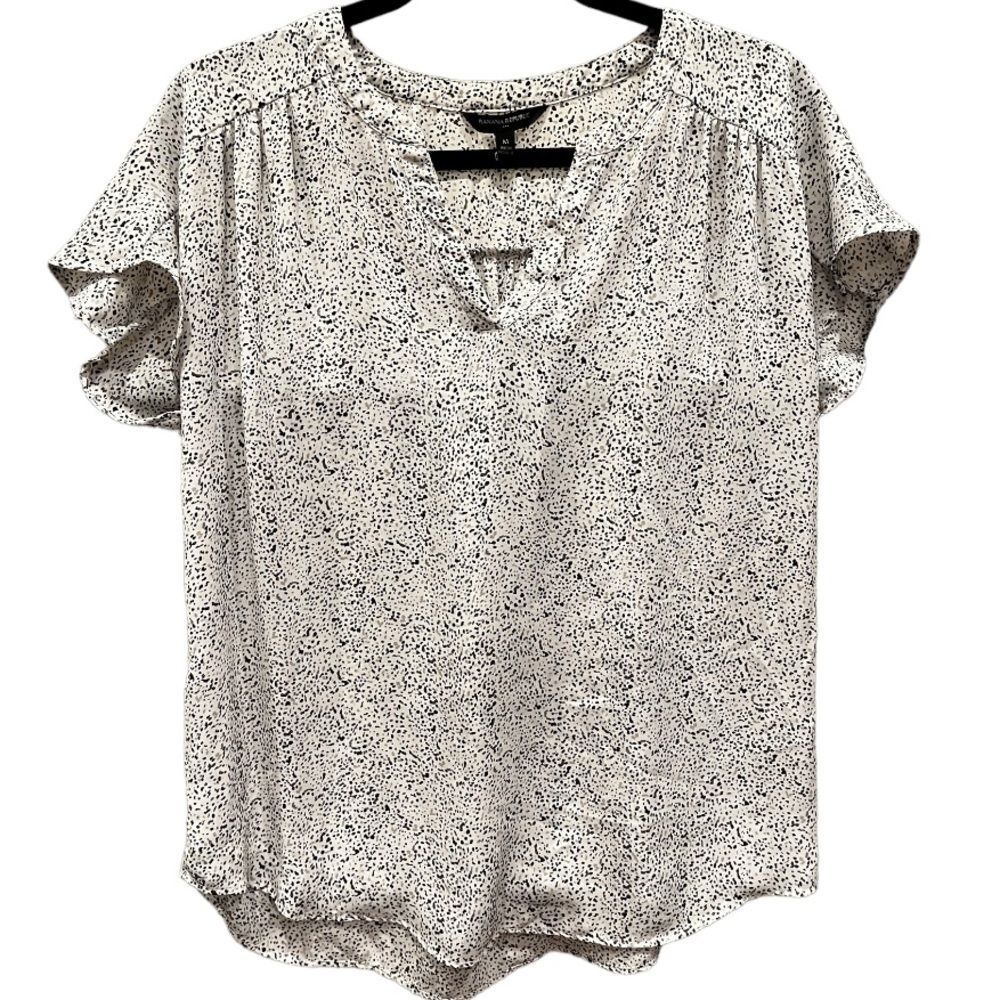Banana Republic-Short Sleeve, Feminine, Lightweight Blouse. Preowned in …